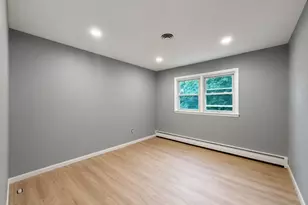 28 Carr St, Pompton Lakes, NJ 07442 - Photo 10