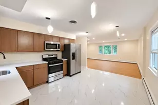 28 Carr St, Pompton Lakes, NJ 07442 - Photo 8