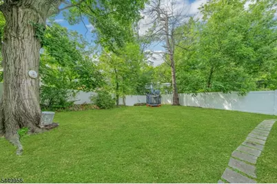 13 Dogwood Road, West Orange Township, NJ 07052 - Photo 44