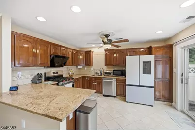 18 Clark Ct, Bernards Township, NJ 07920 - Photo 6