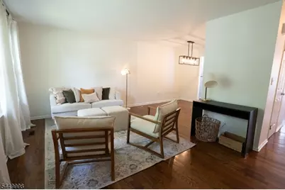 1304 Washington Cmn, Hillsborough Township, NJ 08844 - Photo 2