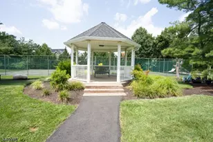 1304 Washington Common, Hillsborough Township, NJ 08844 - Photo 22