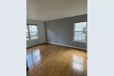 53 Taylor Dr, Franklin Township, NJ 08823 - Photo 16