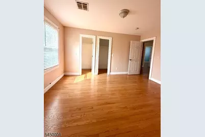 33 Livingston Ave, Woodbridge Township, NJ 07001 - Photo 28