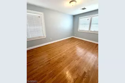 33 Livingston Ave, Woodbridge Township, NJ 07001 - Photo 38