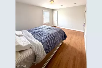 33 Livingston Ave, Woodbridge Township, NJ 07001 - Photo 36