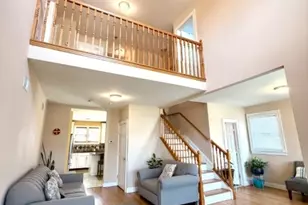 33 Livingston Ave, Woodbridge Township, NJ 07001 - Photo 2