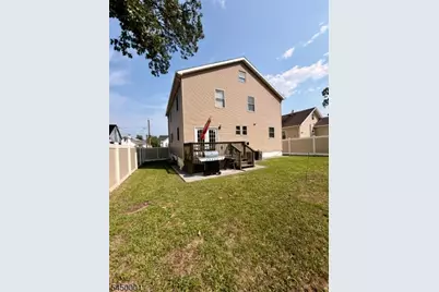 33 Livingston Ave, Woodbridge Township, NJ 07001 - Photo 24