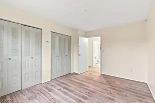 407 Lancaster Ct, Piscataway Township, NJ 08854 - Photo 20