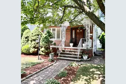 194 Glenwood Rd, Elizabeth, NJ 07208 - Photo 2