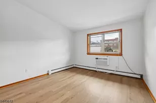 14 Hazard Pl, Elizabeth, NJ 07208 - Photo 16