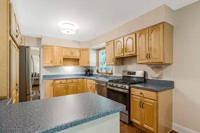 321 Ascot Ln, Bridgewater, NJ 08807 - Photo 18
