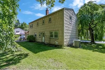 321 Ascot Ln, Bridgewater, NJ 08807 - Photo 4