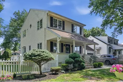 442 Riverview Dr, Totowa, NJ 07512 - Photo 4