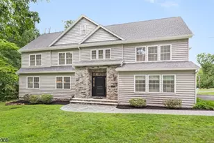 5 Harrison Dr, Berkeley Heights Township, NJ 07922 - Photo 1