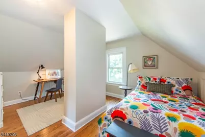34 Montclair Ave #2, Montclair, NJ 07042 - Photo 32