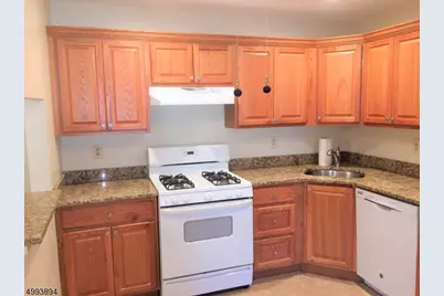 313 Penns Way #313, Bernards Township, NJ 07920 - Photo 6