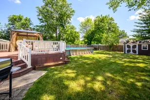 98 Remsen Ave, Woodbridge Township, NJ 07001 - Photo 2