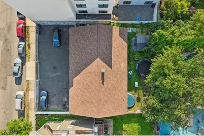 165 Godwin Ave, Paterson, NJ 07501 - Photo 32
