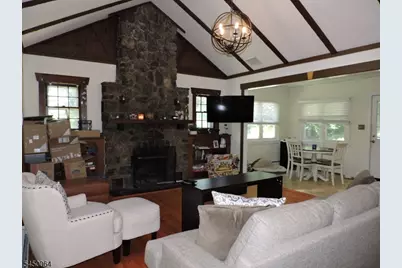 381 Franklin Rd, Denville, NJ 07834 - Photo 2