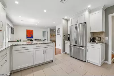 207 Stoughton Ave, Cranford Township, NJ 07016 - Photo 16