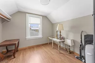 15 Putnam Pl, Clifton, NJ 07011 - Photo 20