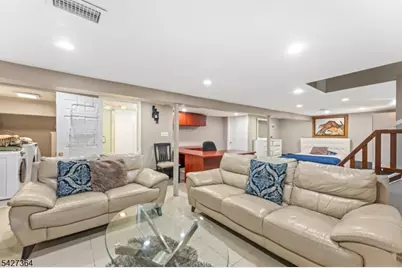 15 Putnam Pl, Clifton, NJ 07011 - Photo 26