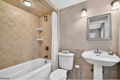 317 Ware Ct, Bound Brook, NJ 08805 - Photo 16
