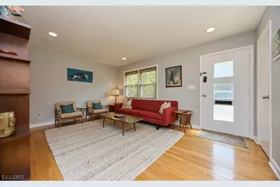 745 McLaughlin Pl, Orange, NJ 07050 - Photo 4