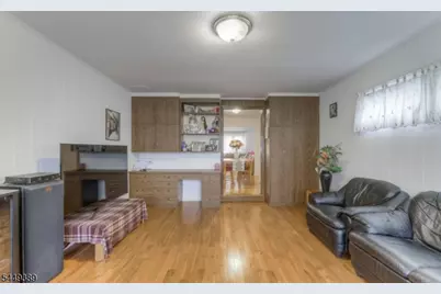 6 Glannon Rd, Livingston, NJ 07039 - Photo 8