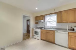 6 Glannon Rd, Livingston, NJ 07039 - Photo 4