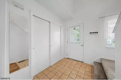 30 Sundance Ter, Hardyston Township, NJ 07419 - Photo 6