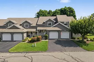 30 Sundance Terrace, Hardyston Township, NJ 07419 - Photo 2