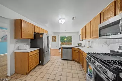 30 Sundance Ter, Hardyston Township, NJ 07419 - Photo 20