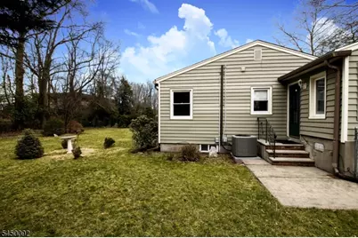 1129 Corrinne Ter, Mountainside, NJ 07092 - Photo 12