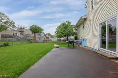 76 Harrison St, Clark Township, NJ 07066 - Photo 24
