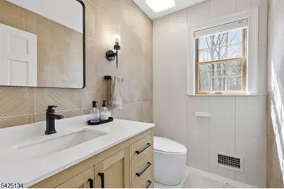 931 Vosseller Ave, Bridgewater, NJ 08836 - Photo 10