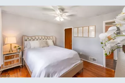45 Karen Dr, Clifton, NJ 07013 - Photo 14