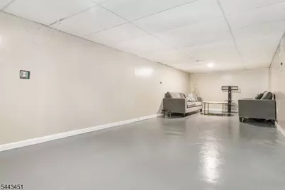45 Karen Dr, Clifton, NJ 07013 - Photo 18