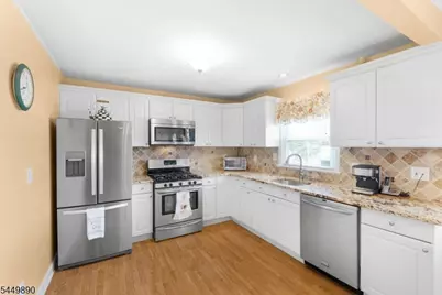 1755 Union Ave, Union Township, NJ 07083 - Photo 4