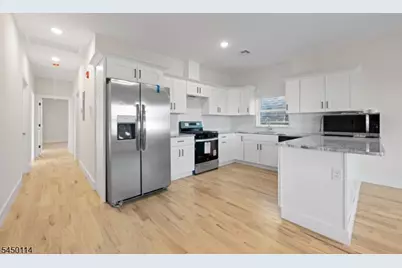 54 2nd St, Elizabeth, NJ 07206 - Photo 2