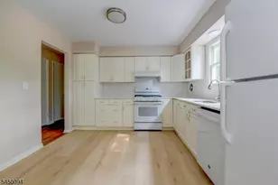 1018 Papen Rd, Bridgewater, NJ 08807 - Photo 14
