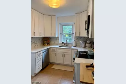 217 Prospect Ave #2A, Cranford Township, NJ 07016 - Photo 6