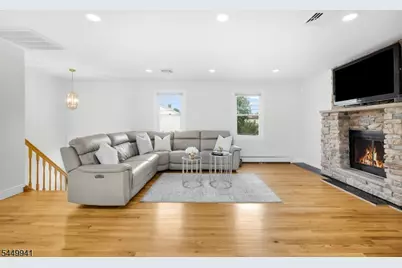 2687 Hawthorne Ave, Union Township, NJ 07083 - Photo 6