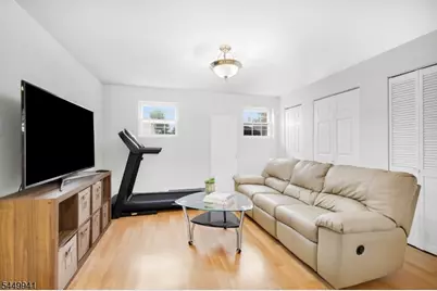 2687 Hawthorne Ave, Union Township, NJ 07083 - Photo 26
