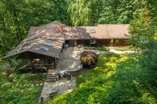 9 Delwood Rd, Chester, NJ 07930 - Photo 1