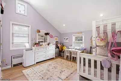 11 Monroe Avenue, Roseland, NJ 07068 - Photo 20