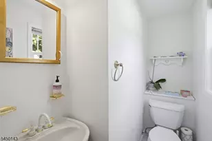 11 Monroe Ave, Roseland, NJ 07068 - Photo 22