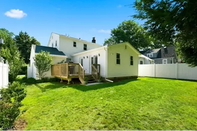 11 Monroe Avenue, Roseland, NJ 07068 - Photo 28