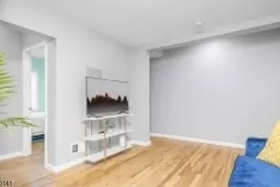 307 Jefferson Ave, Elizabeth, NJ 07201 - Photo 6